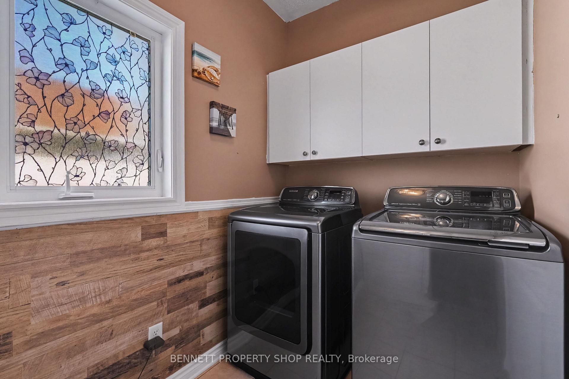 Photo 18 of 32 Rochelle Drive, Ottawa, Richmond — HOMEH