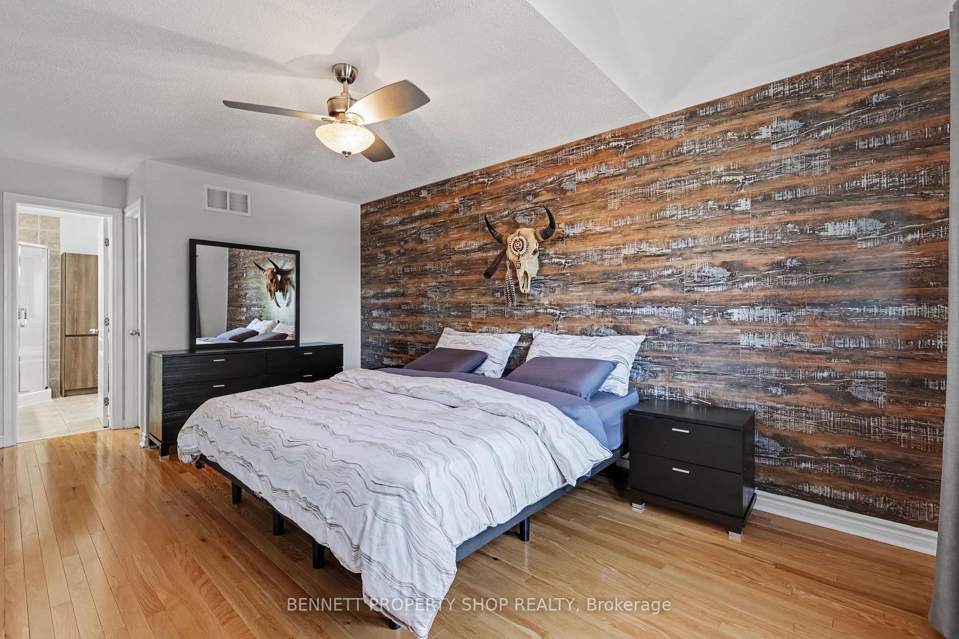 Photo 22 of 32 Rochelle Drive, Ottawa, Richmond — HOMEH