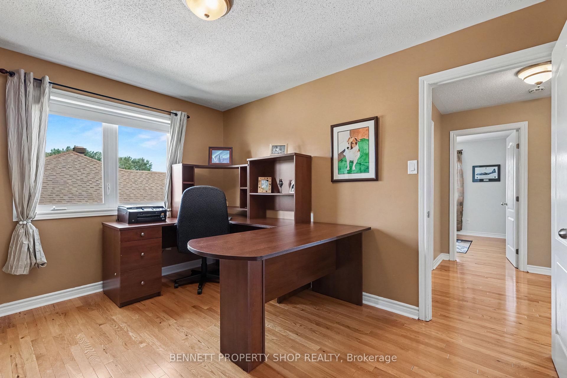 Photo 34 of 32 Rochelle Drive, Ottawa, Richmond — HOMEH