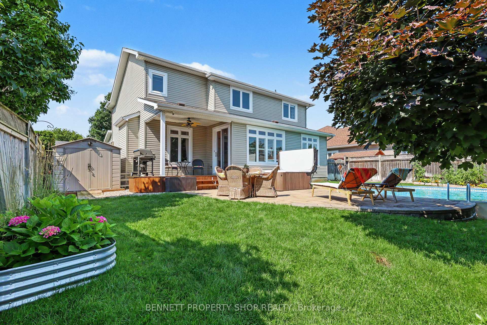 Photo 40 of 32 Rochelle Drive, Ottawa, Richmond — HOMEH