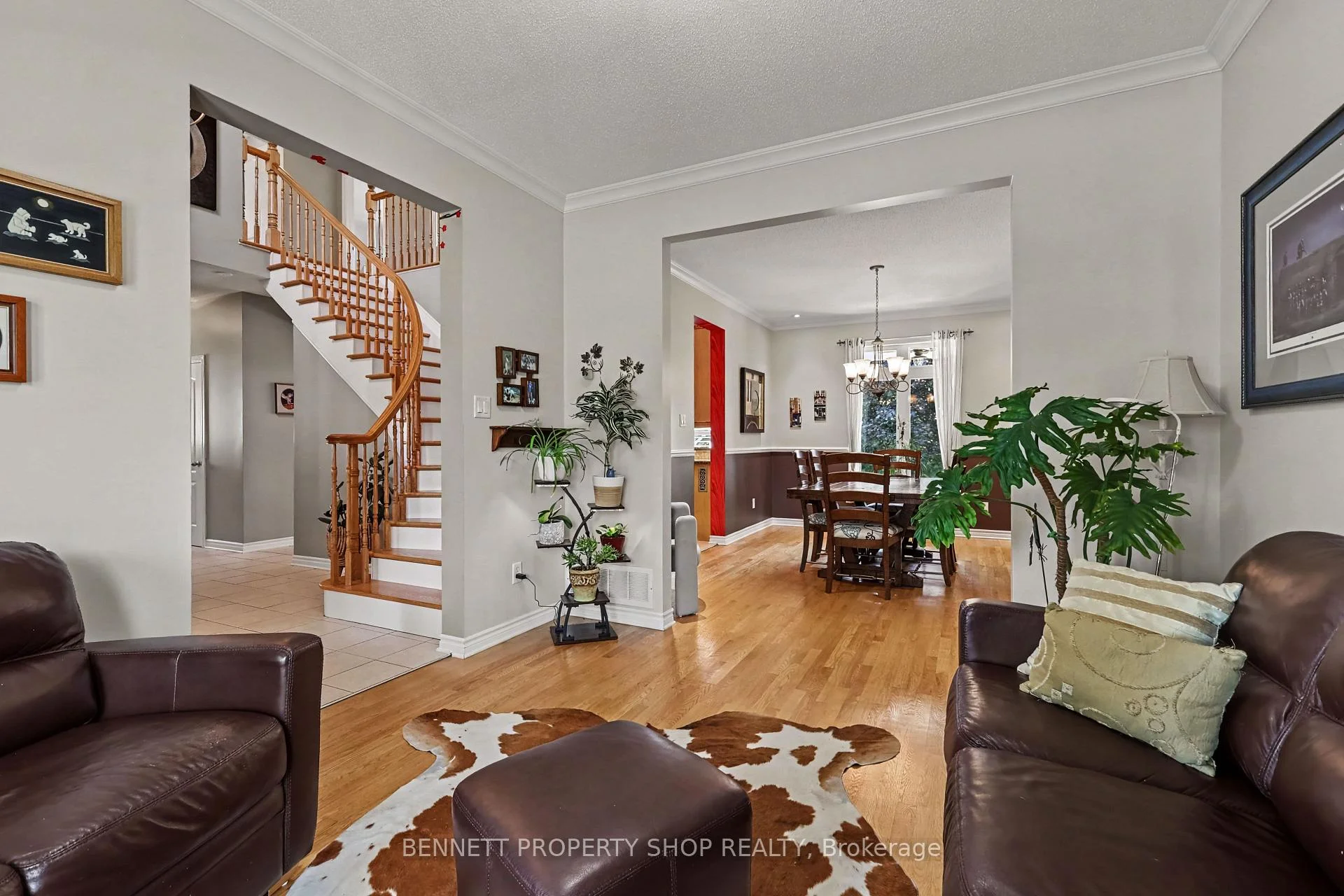 Photo 10 of 32 Rochelle Drive, Ottawa, Richmond — HOMEH