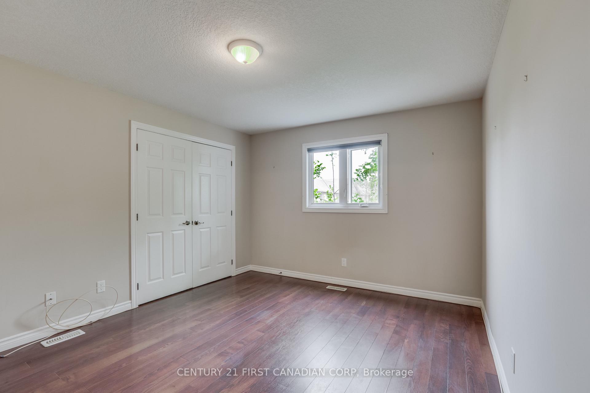 Photo 9 of 204 Ewart Street, Strathroy-Caradoc, NW — HOMEH