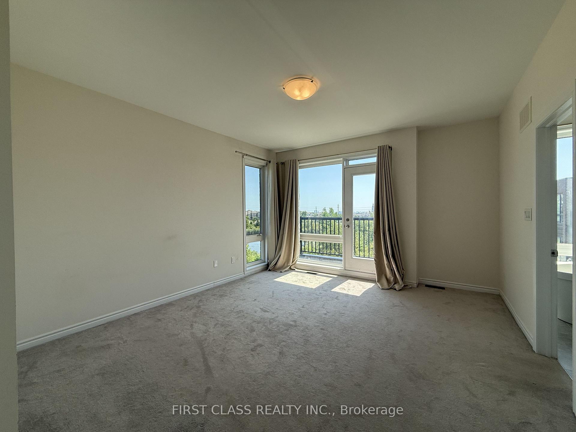 Photo 15 of 31 Breyworth Road, Markham, Victoria Square — HOMEH