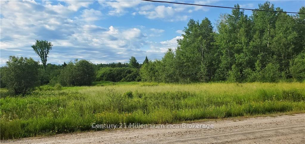 Photo 2 of 638 Chenier Road, Papineau-Cameron, Papineau Cameron — HOMEH