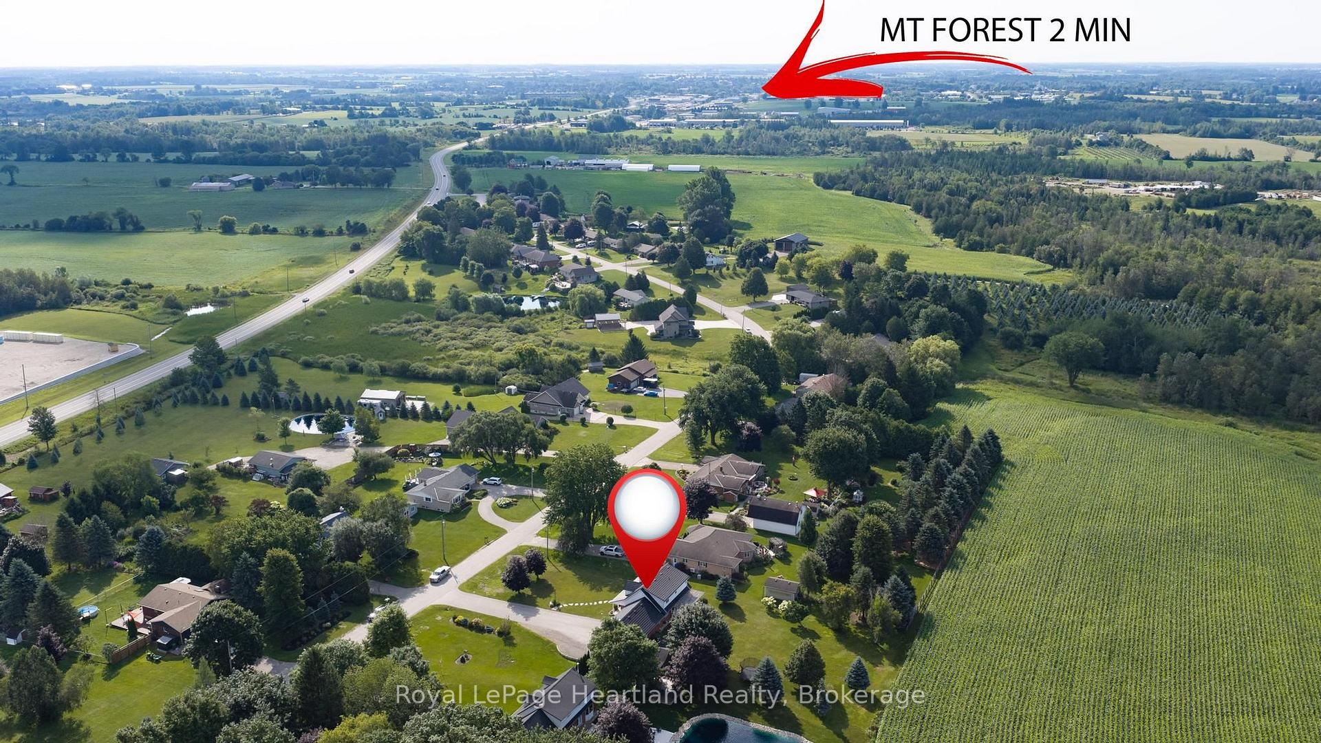 Photo 2 of 176 Mcfarlin Drive, West Grey — HOMEH