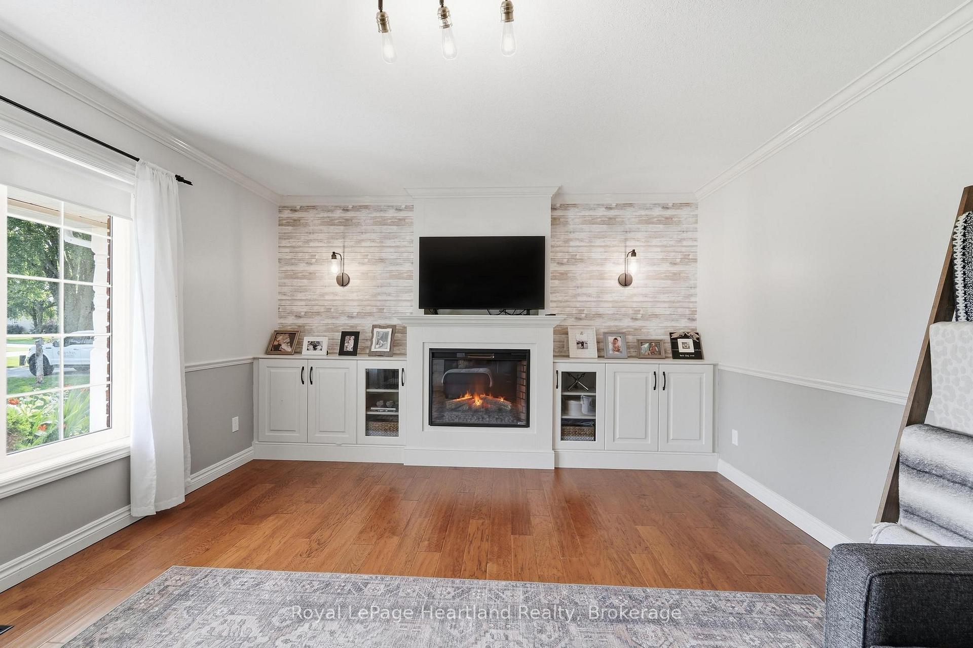 Photo 7 of 176 Mcfarlin Drive, West Grey — HOMEH
