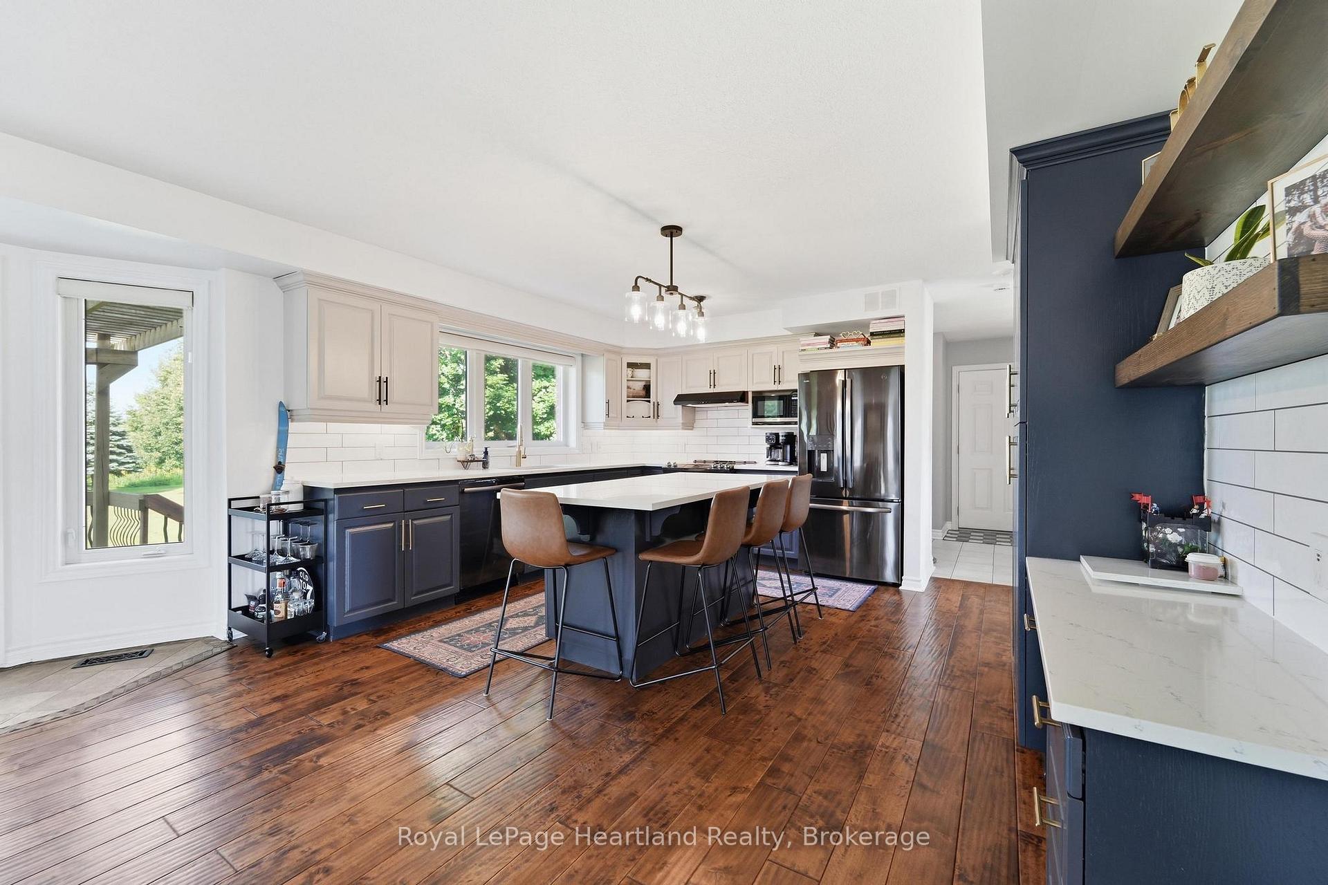 Photo 11 of 176 Mcfarlin Drive, West Grey — HOMEH