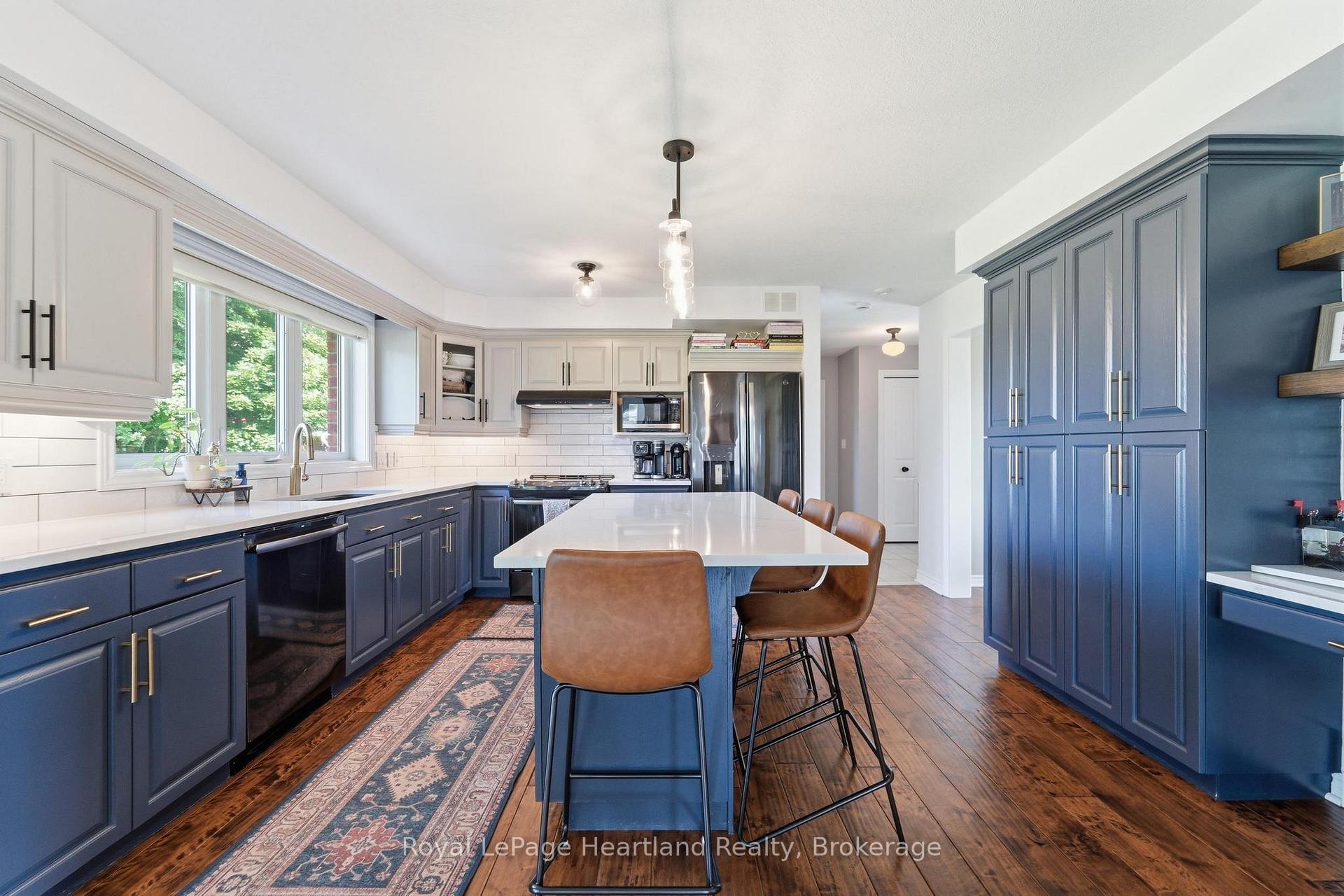 Photo 12 of 176 Mcfarlin Drive, West Grey — HOMEH