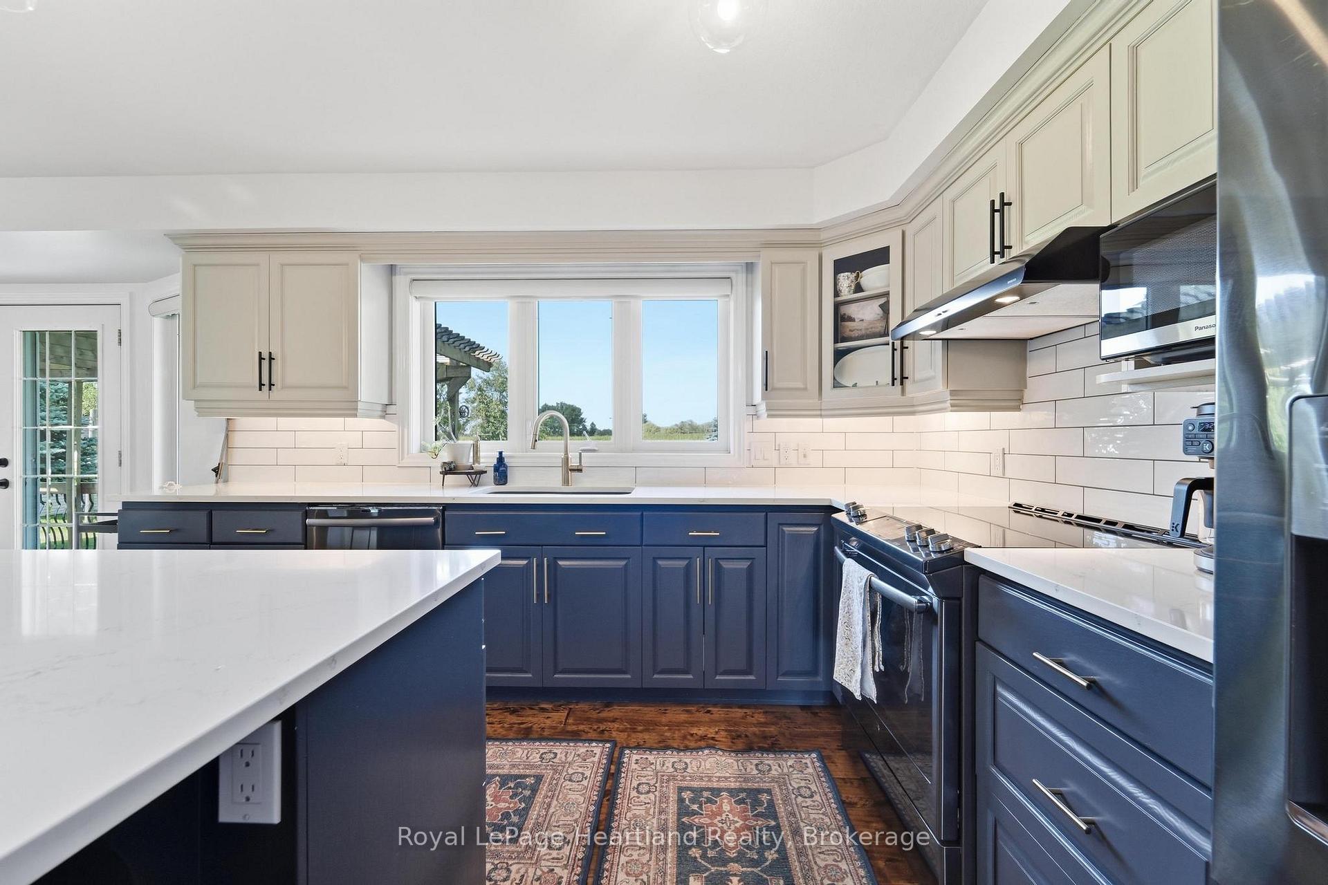 Photo 15 of 176 Mcfarlin Drive, West Grey — HOMEH