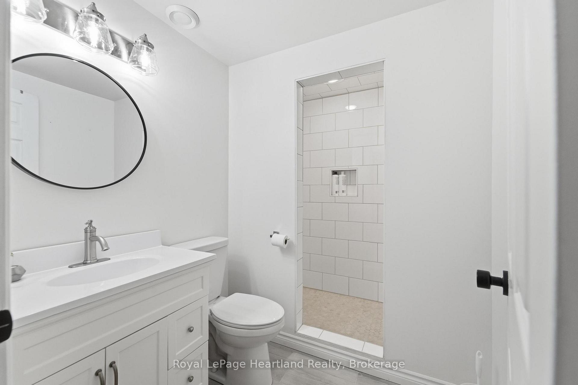 Photo 36 of 176 Mcfarlin Drive, West Grey — HOMEH
