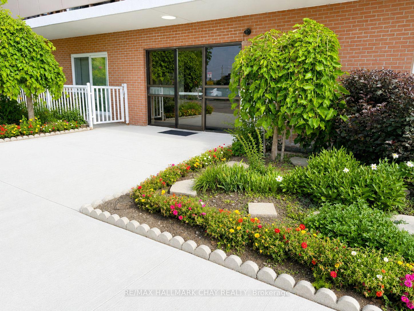 Photo 3 of Unit 306, 414 Blake Street, Barrie, Codrington — HOMEH