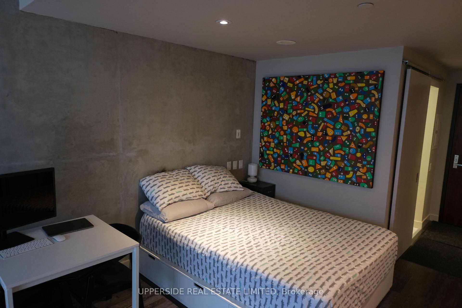 Photo 6 of 25 oxley Street, Toronto, Waterfront Communities — HOMEH
