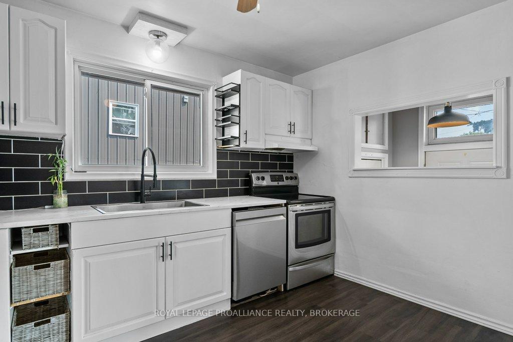 Photo 6 of 590 Macdonnell Street, Kingston, East of Sir John A. Blvd — HOMEH