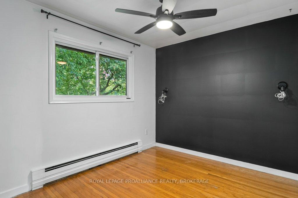 Photo 9 of 590 Macdonnell Street, Kingston, East of Sir John A. Blvd — HOMEH