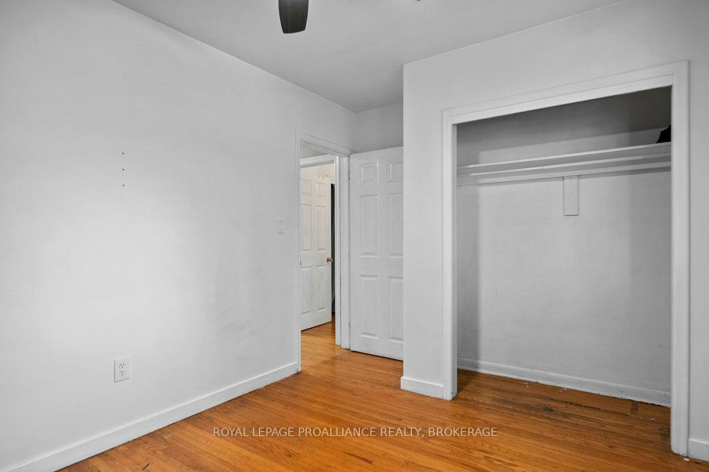 Photo 10 of 590 Macdonnell Street, Kingston, East of Sir John A. Blvd — HOMEH
