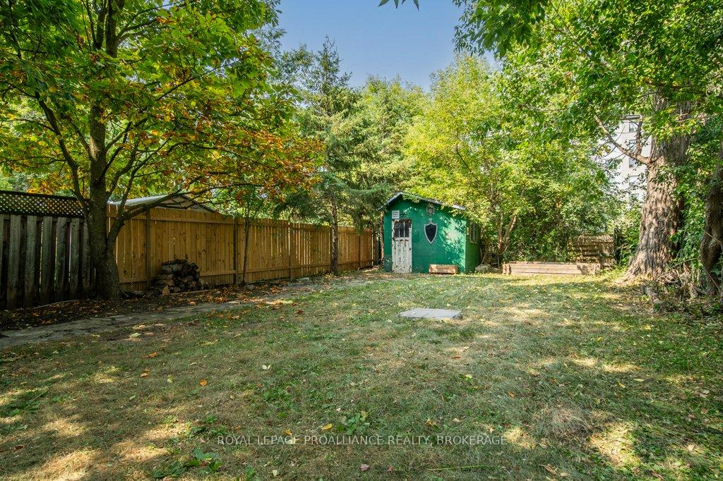 Photo 26 of 590 Macdonnell Street, Kingston, East of Sir John A. Blvd — HOMEH