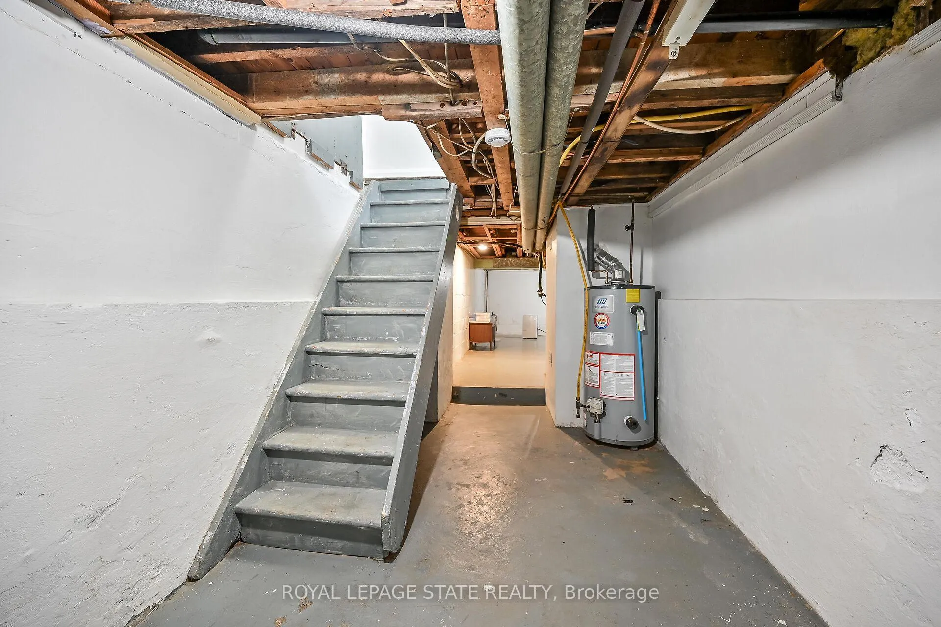 Photo 23 of 19 Ferrie Street E, Hamilton, North End — HOMEH