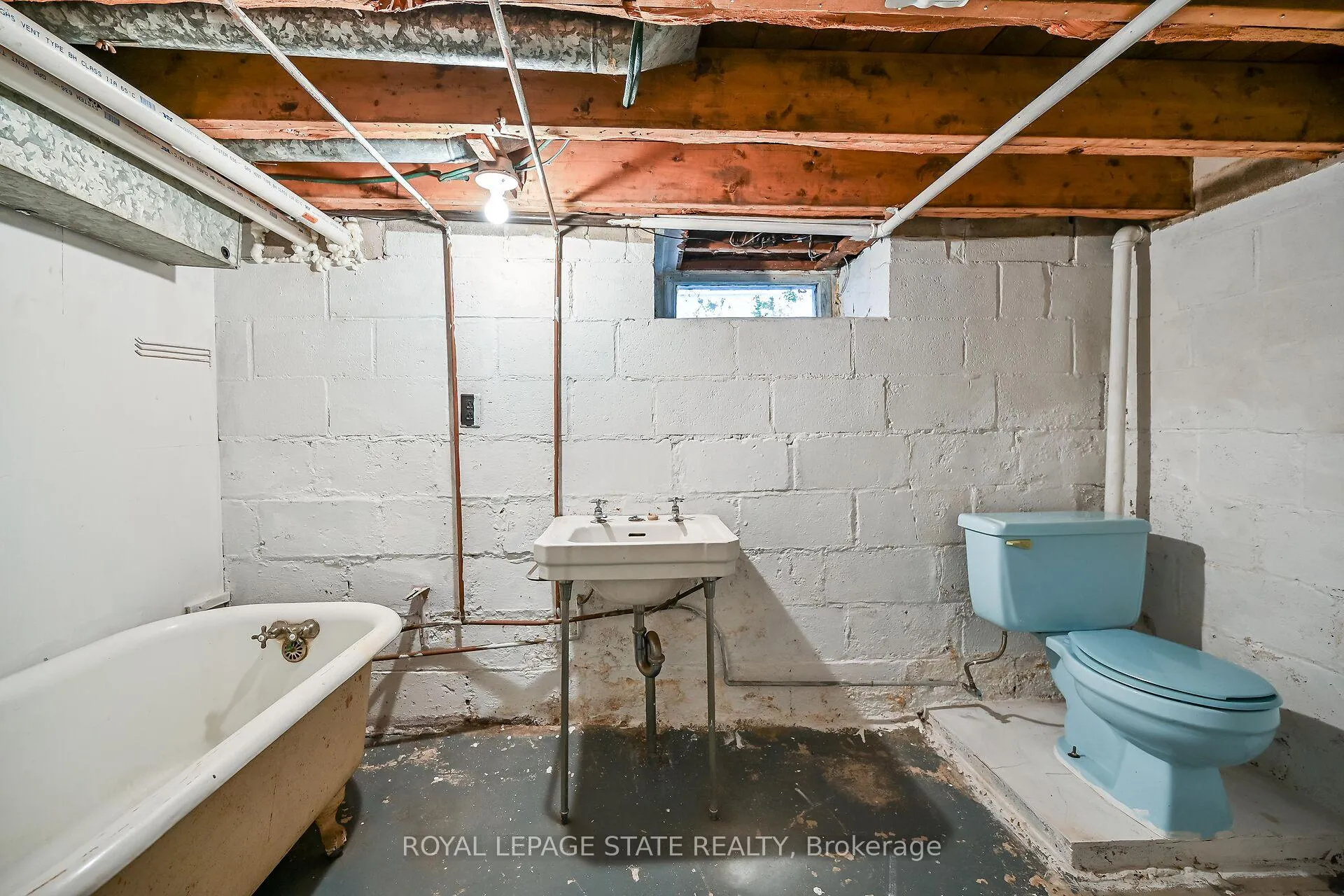 Photo 25 of 19 Ferrie Street E, Hamilton, North End — HOMEH
