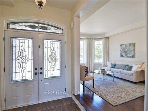 Photo 3 of 13 Tucciarone Court, Markham, Cathedraltown — HOMEH