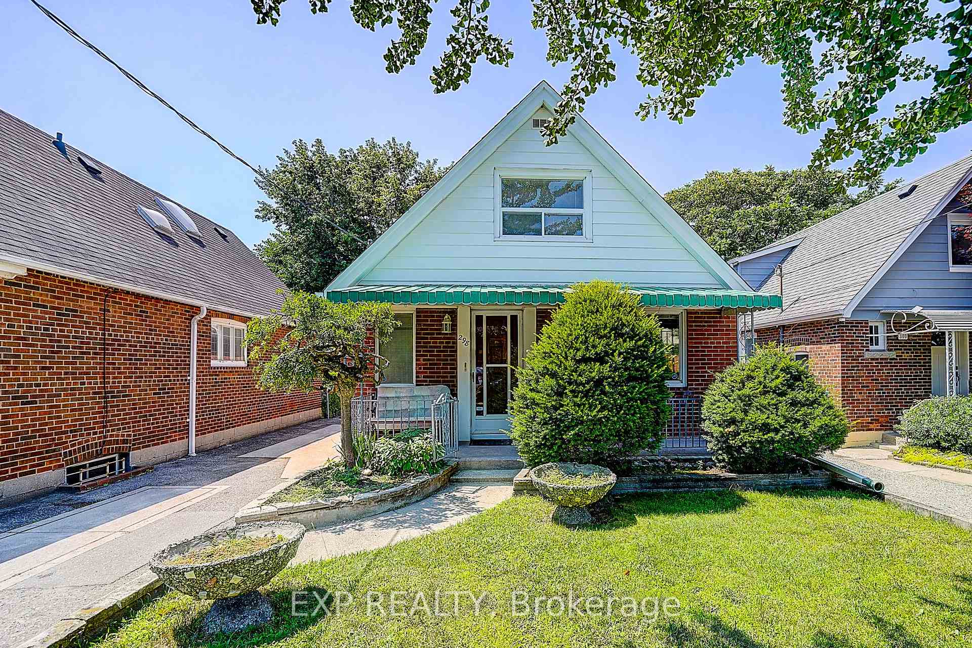 Photo 2 of 298 Glebemount Avenue, Toronto, East York — HOMEH