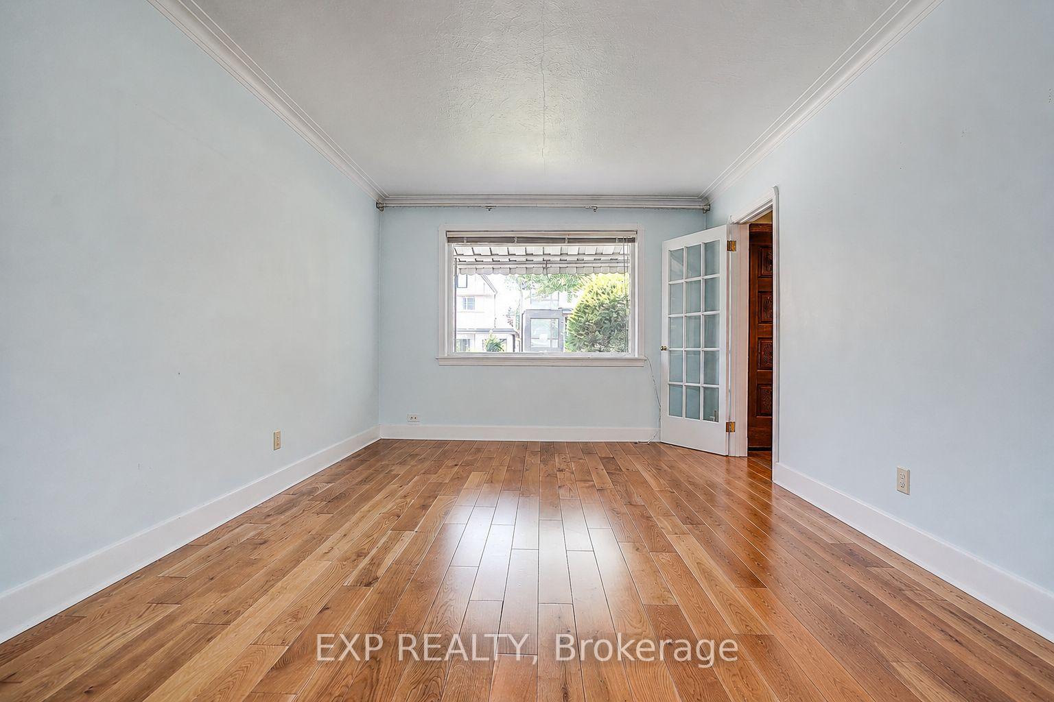 Photo 5 of 298 Glebemount Avenue, Toronto, East York — HOMEH