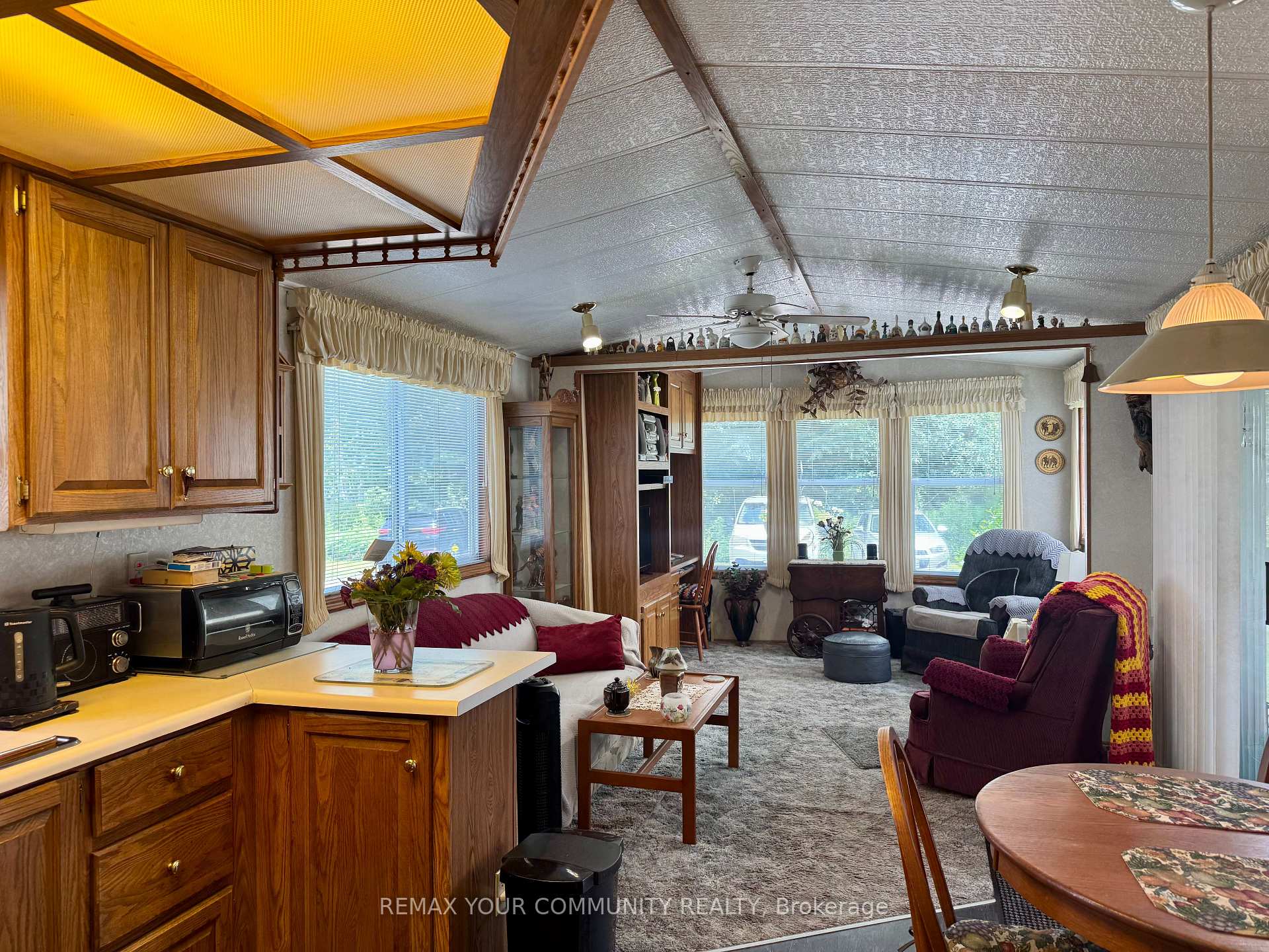 Photo 11 of 285 Crydermans 313 Side Road, Georgina, Baldwin — HOMEH