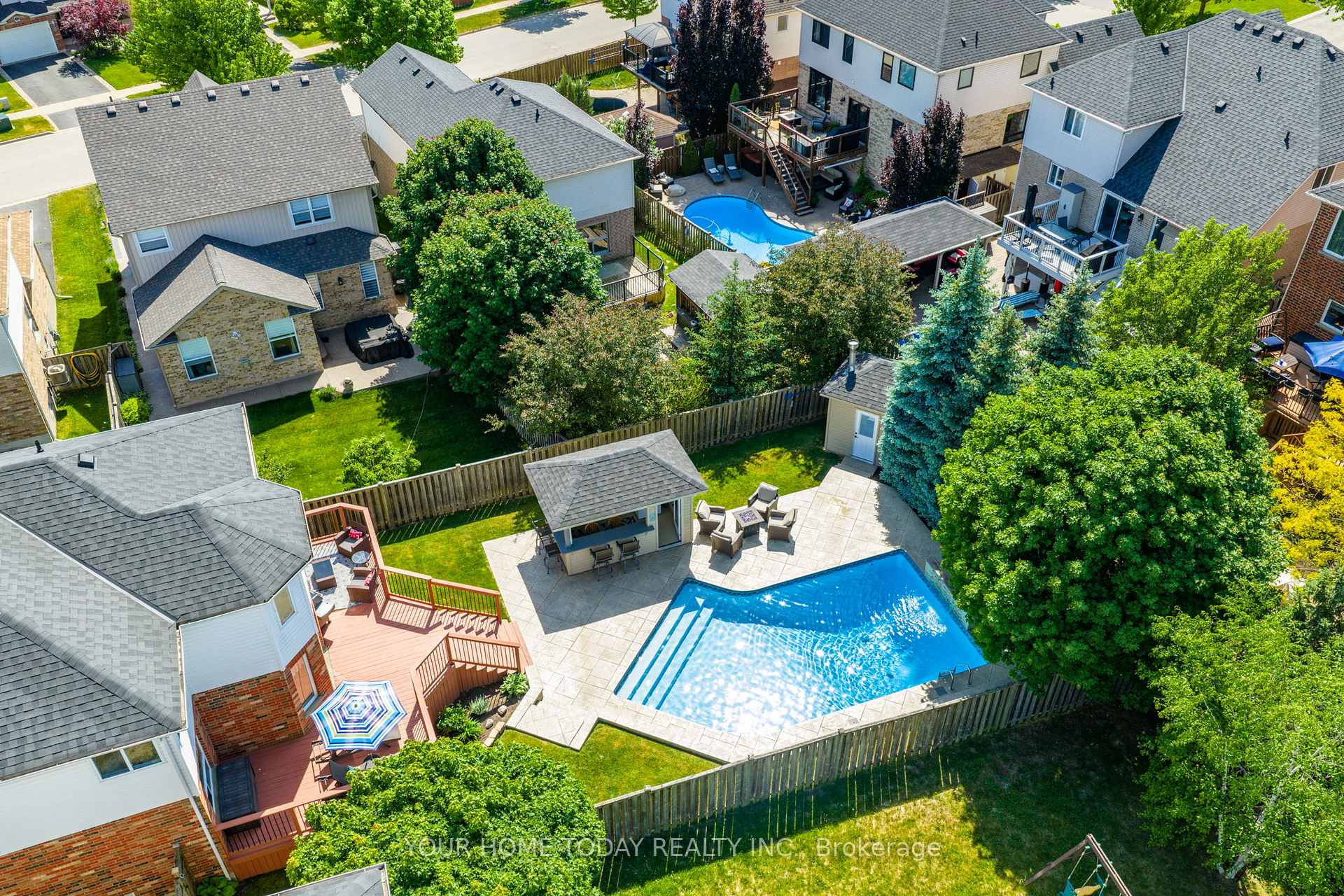 Photo 2 of 9 Kenney Street, Halton Hills, Acton — HOMEH