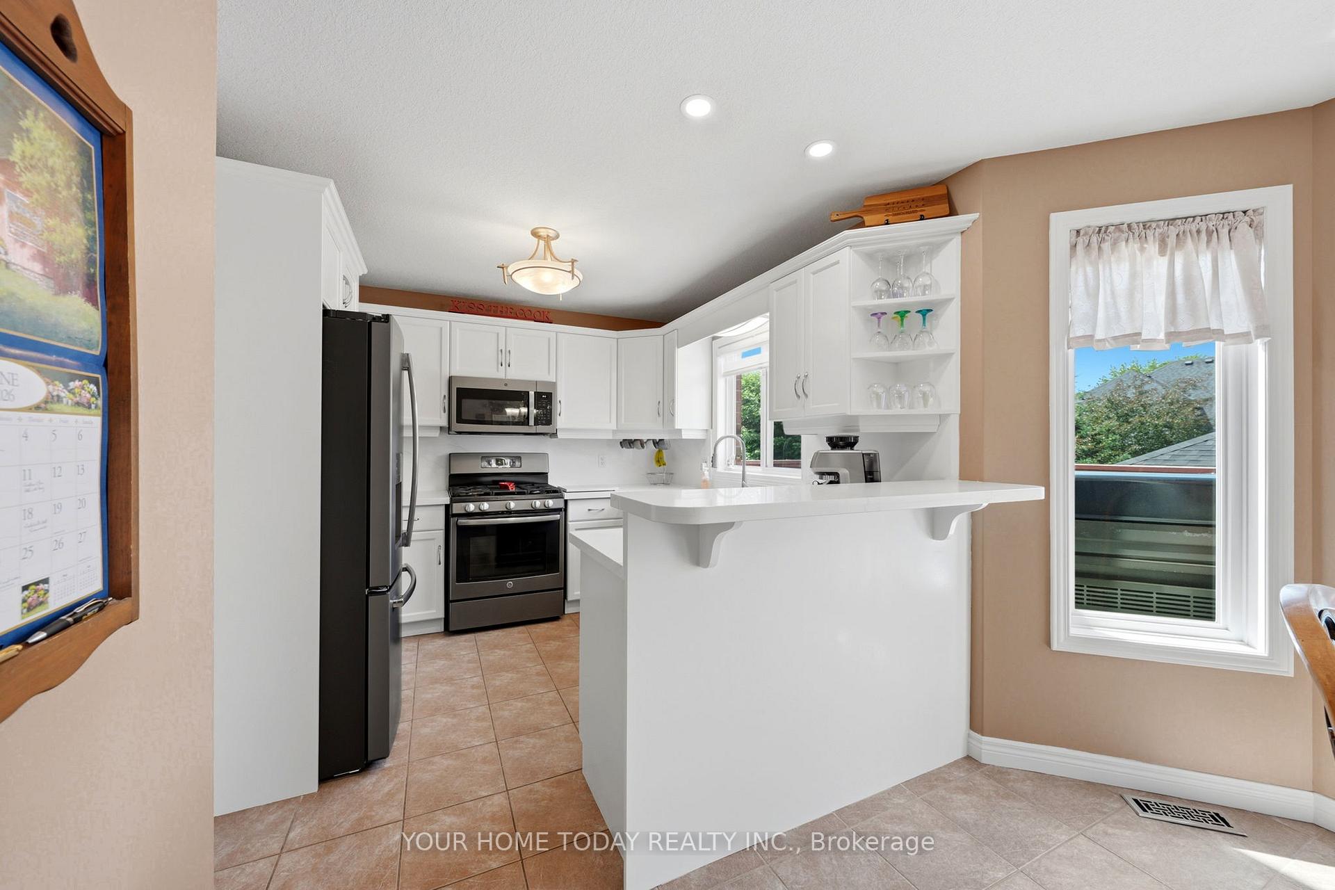 Photo 12 of 9 Kenney Street, Halton Hills, Acton — HOMEH