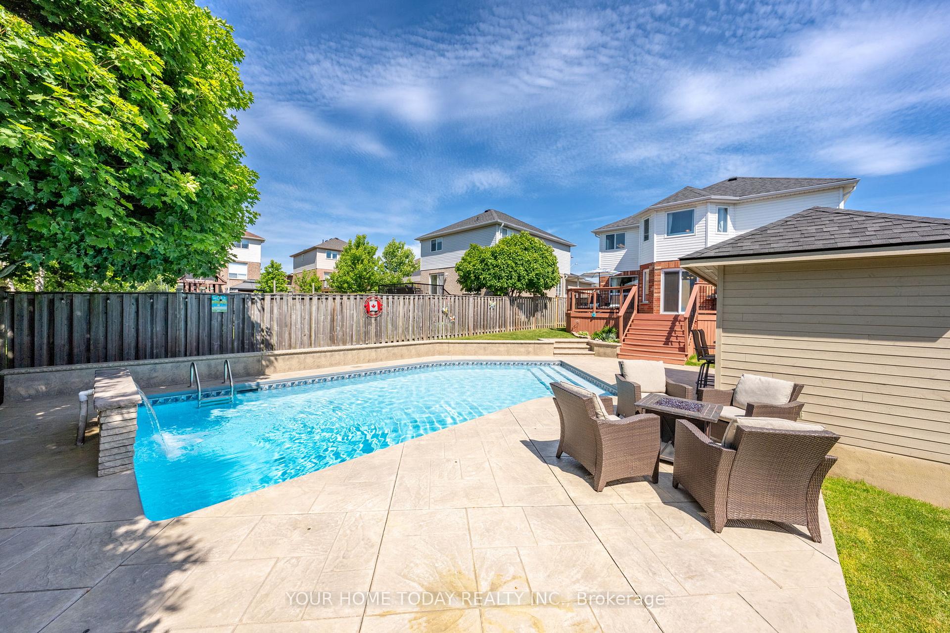 Photo 43 of 9 Kenney Street, Halton Hills, Acton — HOMEH