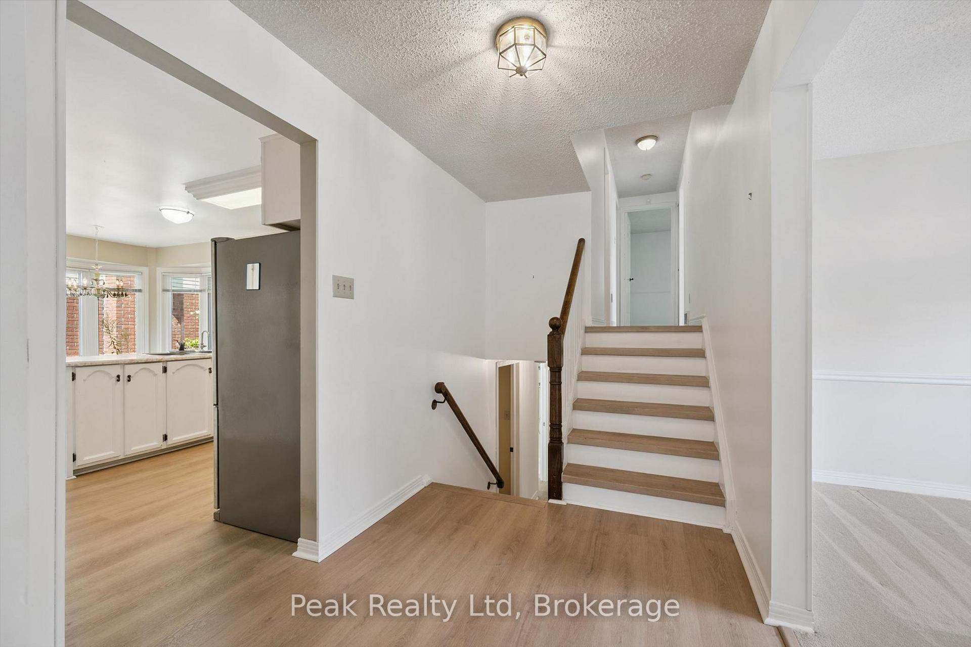 Photo 16 of 167 Westvale Drive, Waterloo, Westvale — HOMEH