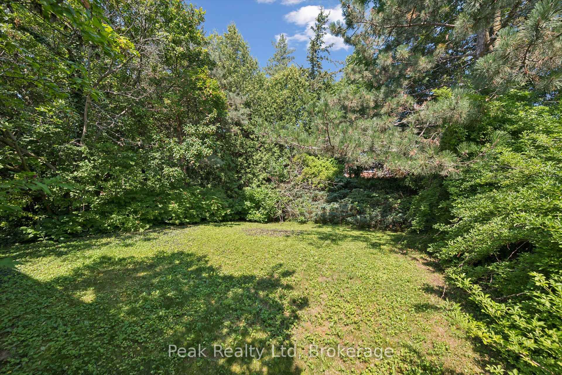 Photo 36 of 167 Westvale Drive, Waterloo, Westvale — HOMEH
