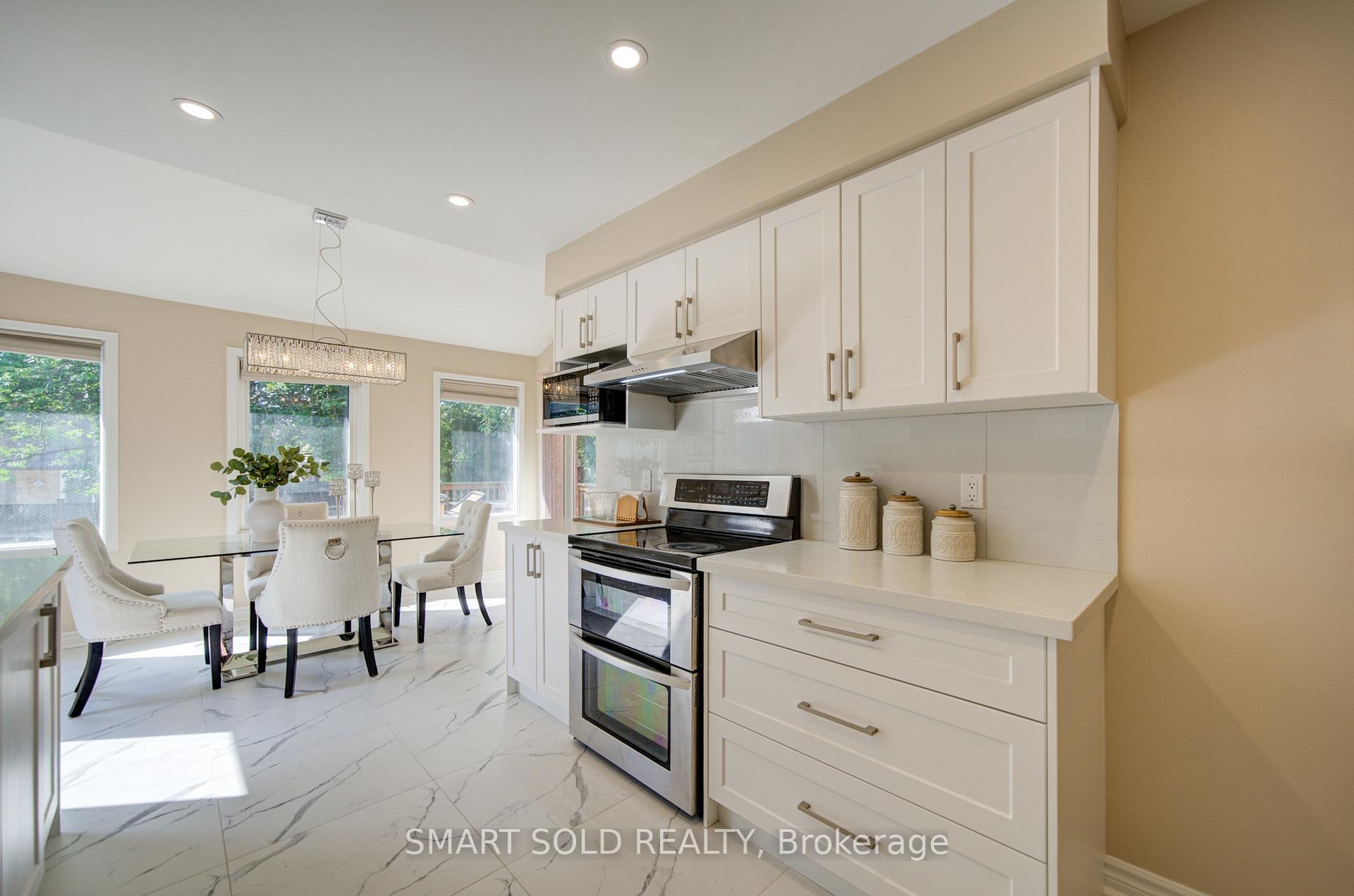 Photo 11 of 84 O'connor Crescent, Richmond Hill, North Richvale — HOMEH