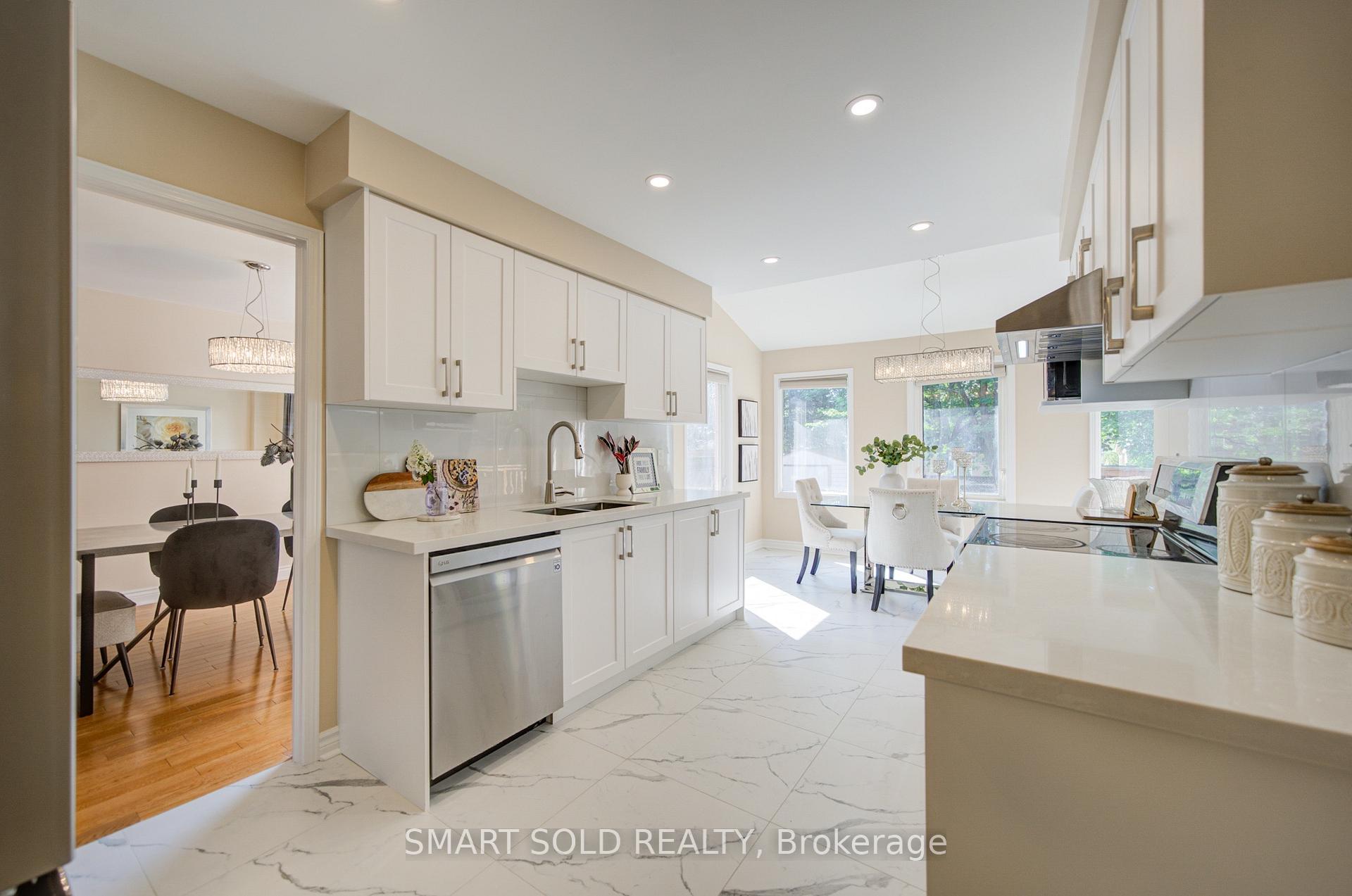 Photo 12 of 84 O'connor Crescent, Richmond Hill, North Richvale — HOMEH