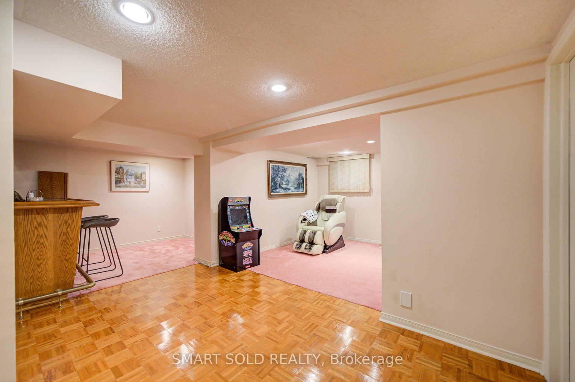 Photo 34 of 84 O'connor Crescent, Richmond Hill, North Richvale — HOMEH