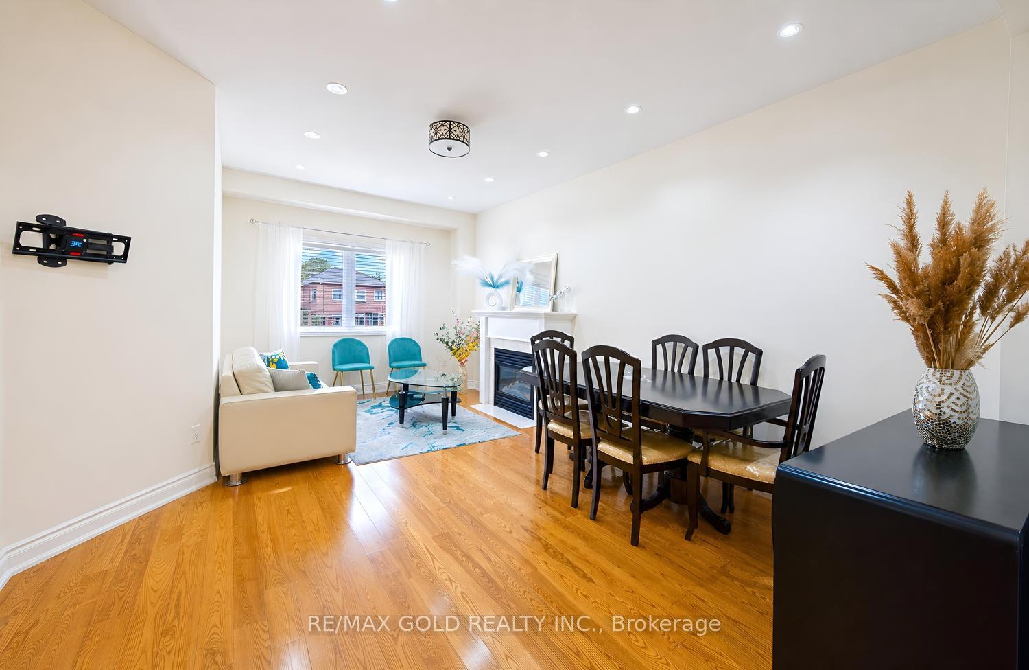 Photo 8 of 14 Maddybeth Crescent, Brampton, Bram West — HOMEH