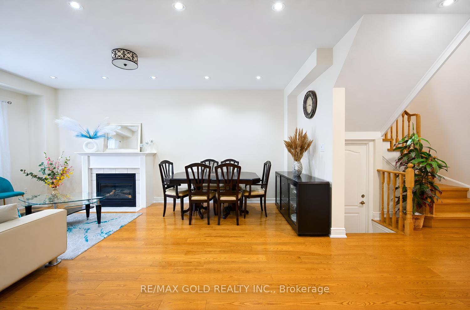 Photo 10 of 14 Maddybeth Crescent, Brampton, Bram West — HOMEH