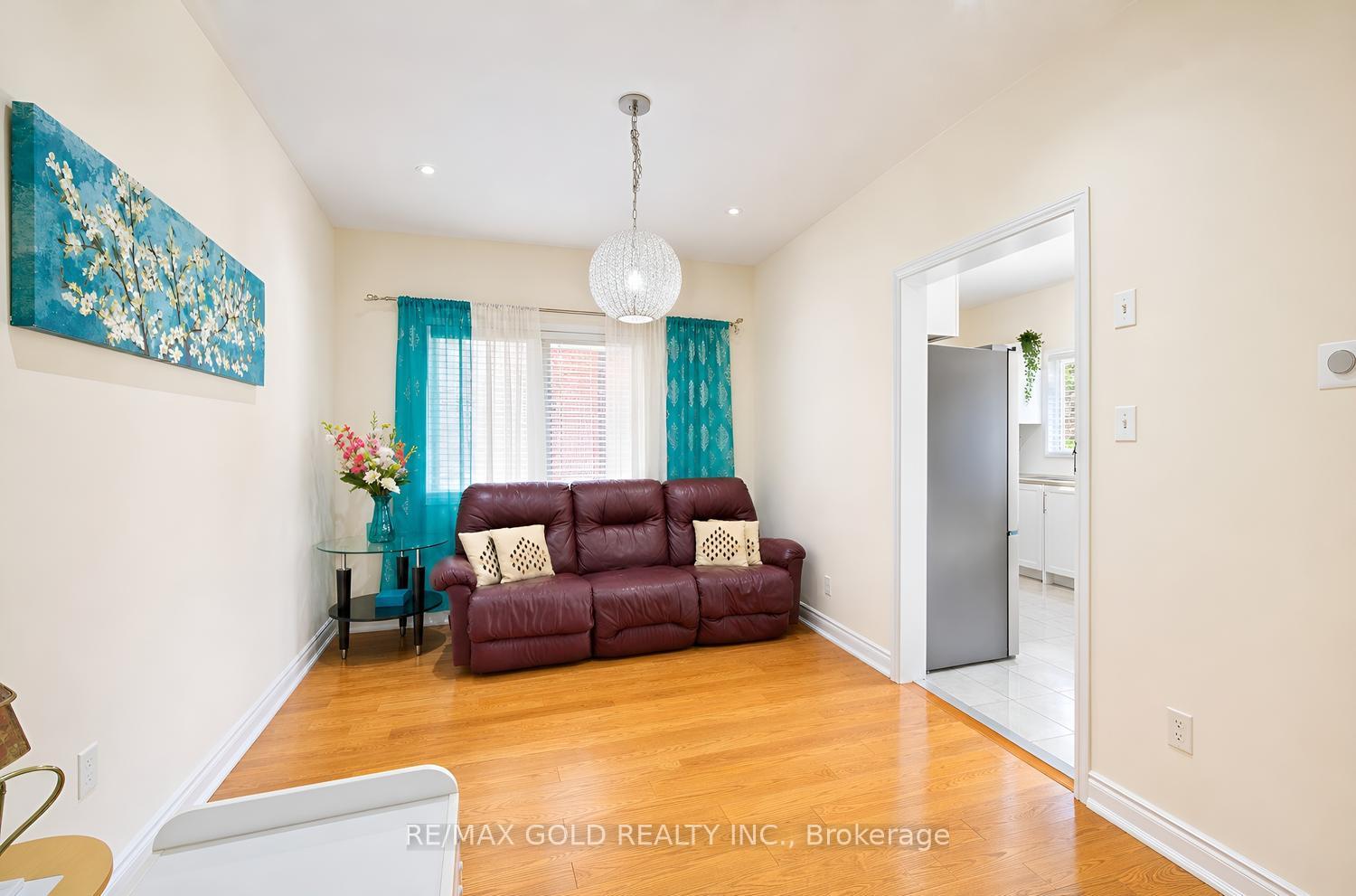 Photo 14 of 14 Maddybeth Crescent, Brampton, Bram West — HOMEH