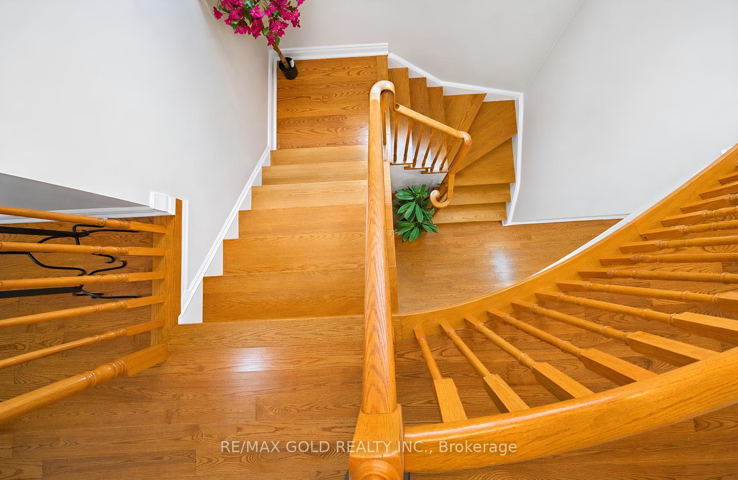 Photo 20 of 14 Maddybeth Crescent, Brampton, Bram West — HOMEH
