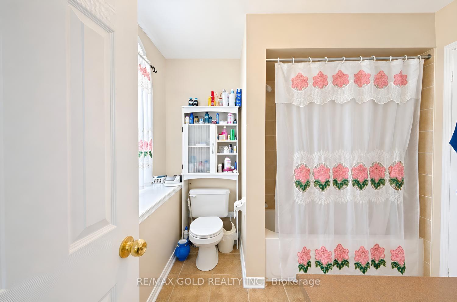 Photo 35 of 14 Maddybeth Crescent, Brampton, Bram West — HOMEH