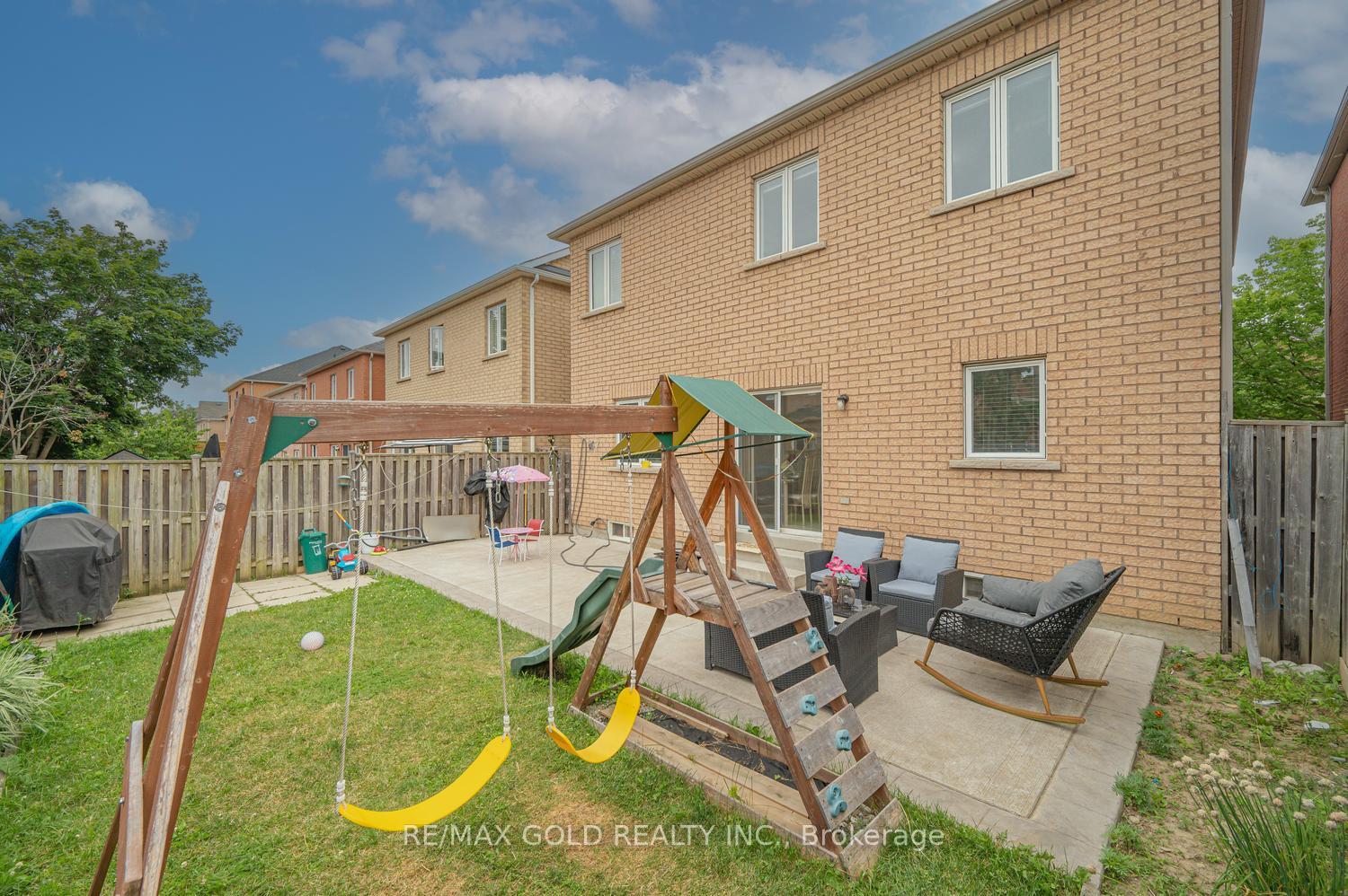 Photo 49 of 14 Maddybeth Crescent, Brampton, Bram West — HOMEH