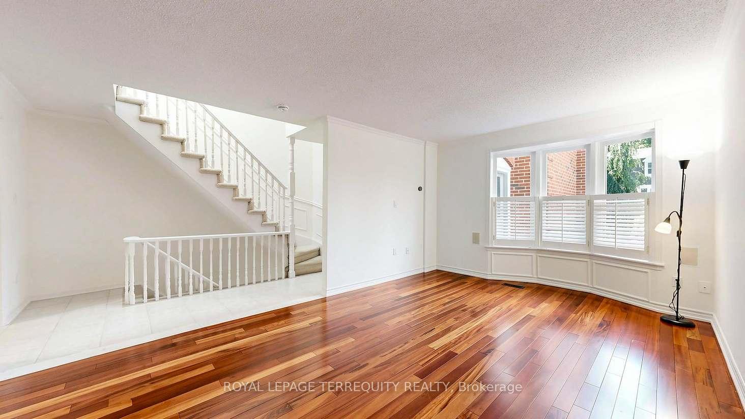 Photo 6 of Unit #64, 95 Confederation Way, Markham, Thornhill — HOMEH
