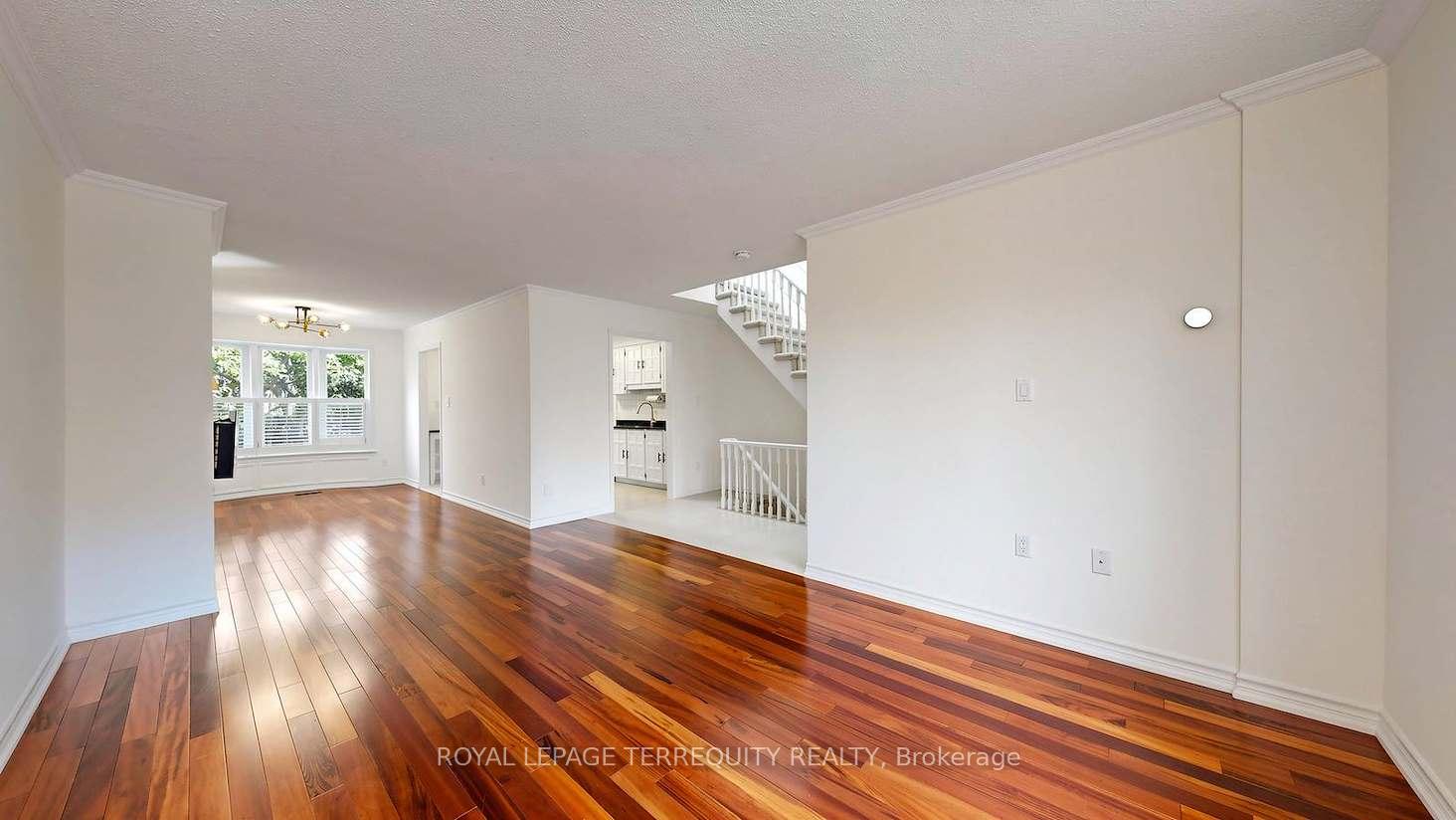 Photo 8 of Unit #64, 95 Confederation Way, Markham, Thornhill — HOMEH