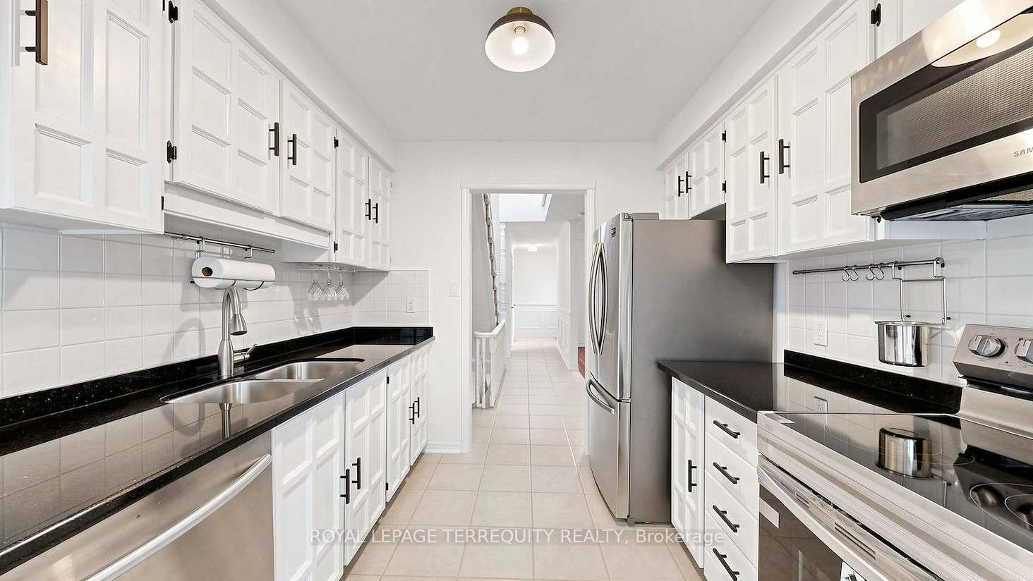 Photo 15 of Unit #64, 95 Confederation Way, Markham, Thornhill — HOMEH
