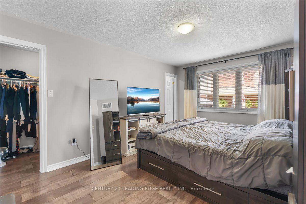 Photo 15 of 183 Eldad Drive, Clarington, Bowmanville — HOMEH