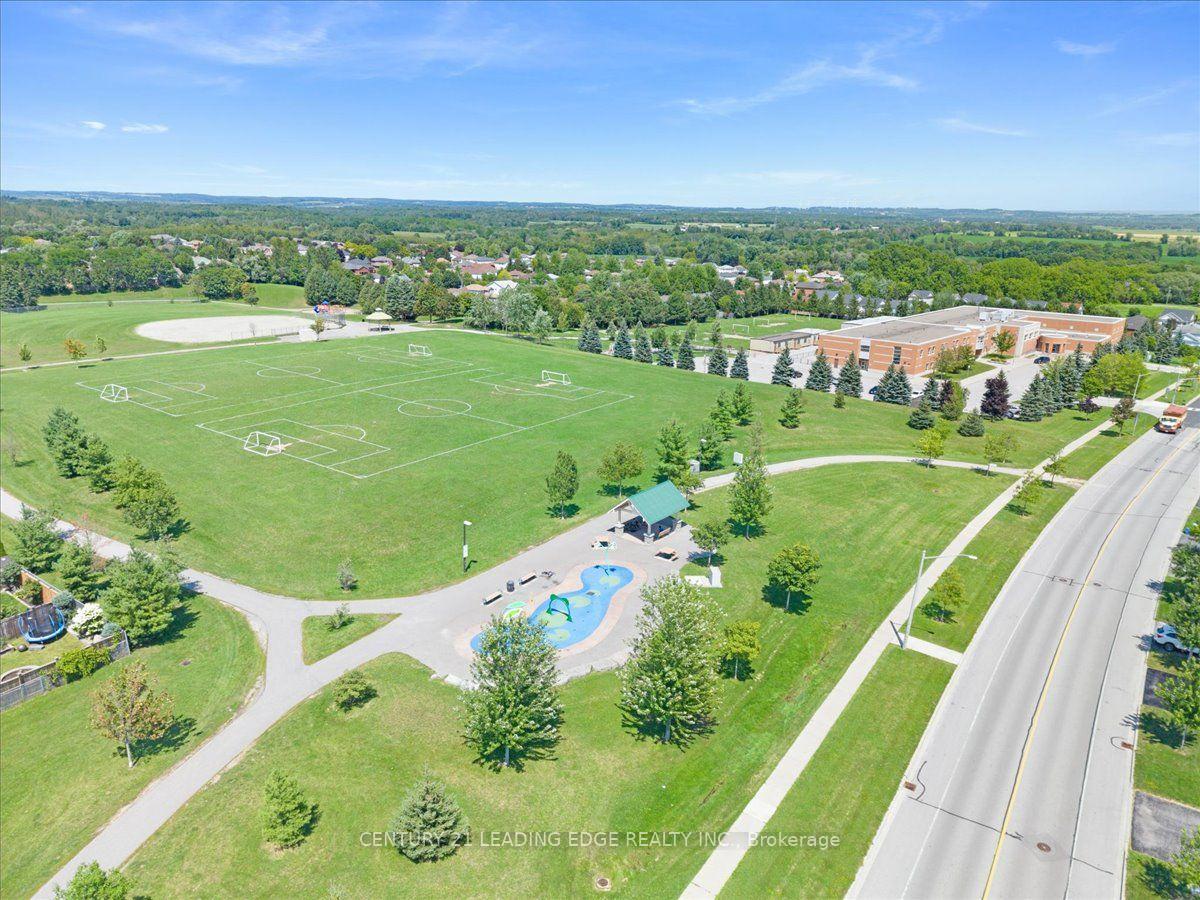 Photo 47 of 183 Eldad Drive, Clarington, Bowmanville — HOMEH