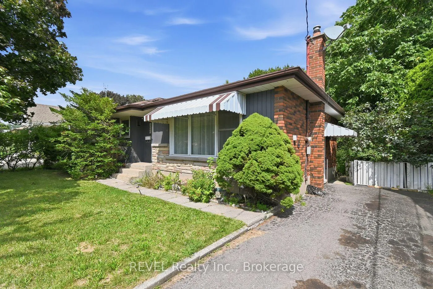 Photo of 3664 Arlington Avenue
