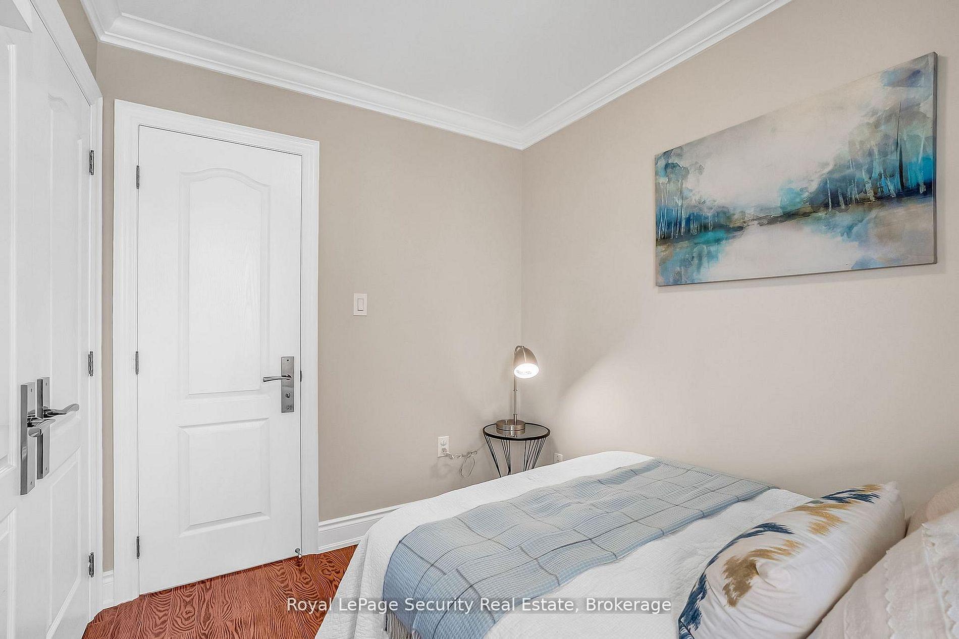 Photo 36 of 67 Northland Avenue, Toronto, Rockcliffe-Smythe — HOMEH