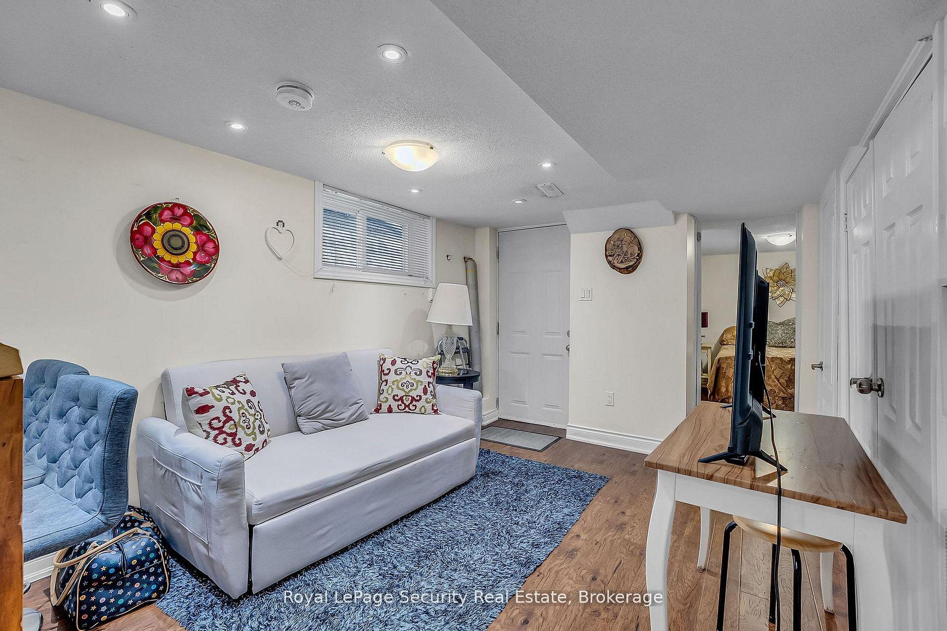 Photo 40 of 67 Northland Avenue, Toronto, Rockcliffe-Smythe — HOMEH