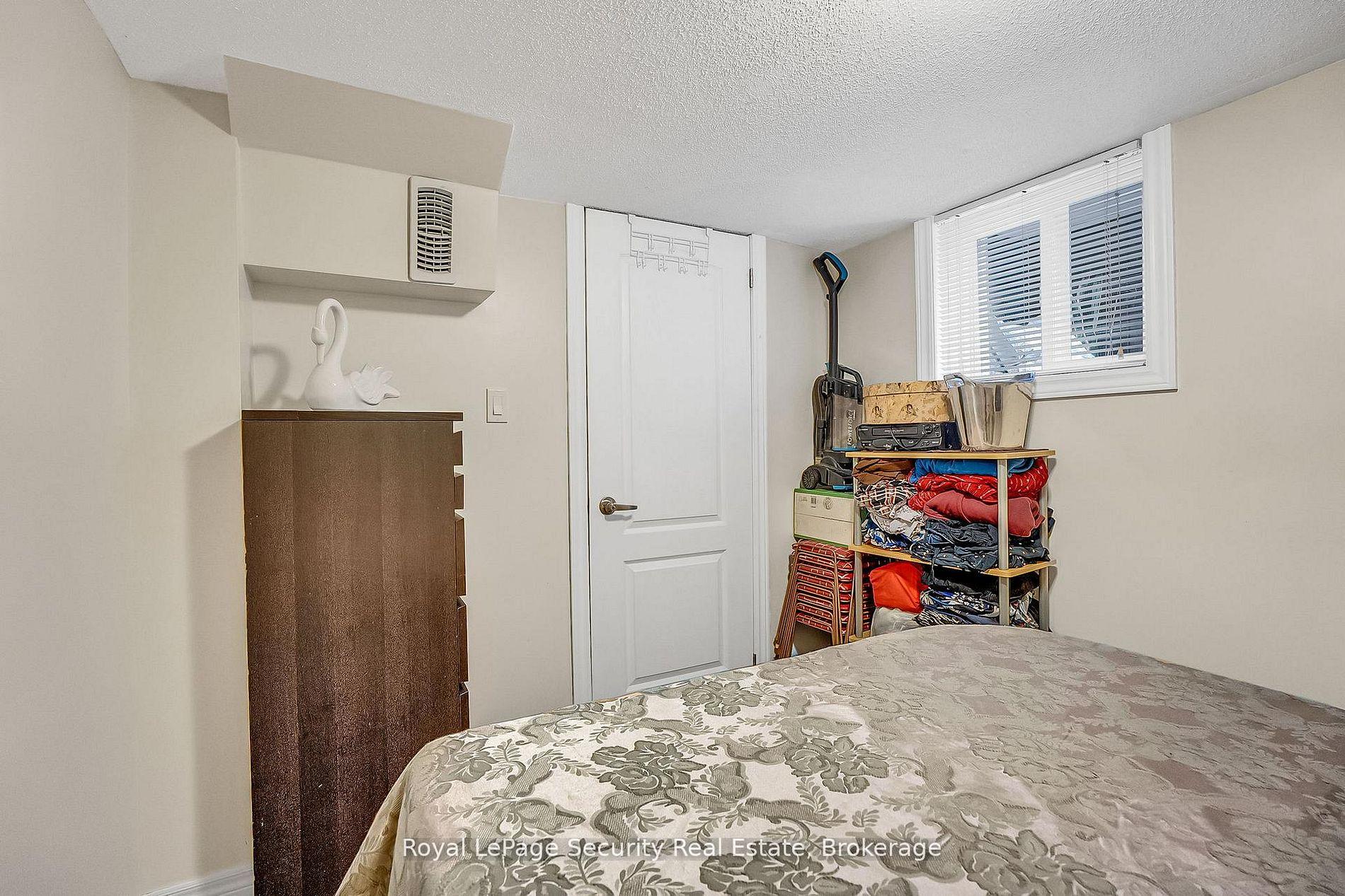 Photo 45 of 67 Northland Avenue, Toronto, Rockcliffe-Smythe — HOMEH