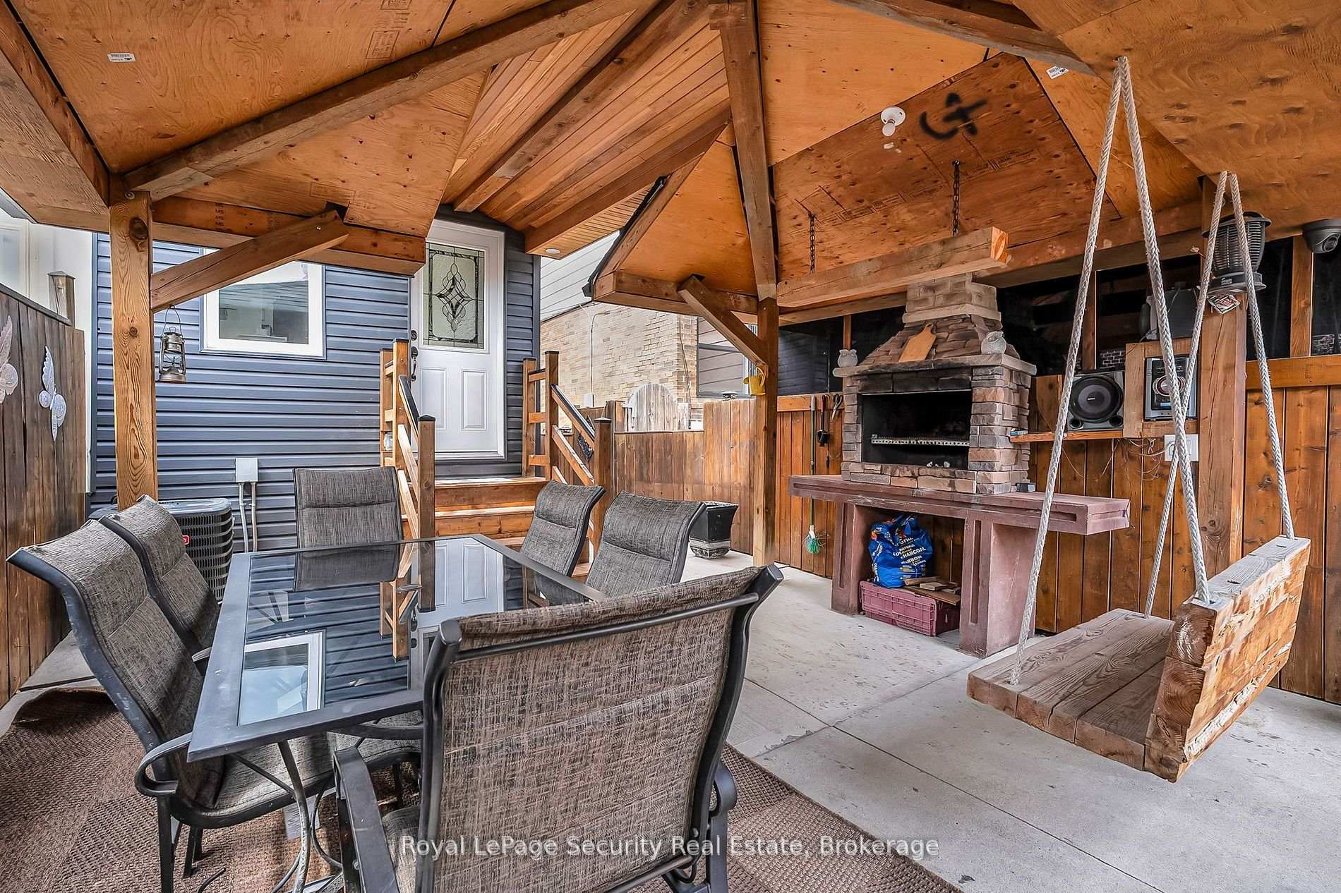 Photo 47 of 67 Northland Avenue, Toronto, Rockcliffe-Smythe — HOMEH